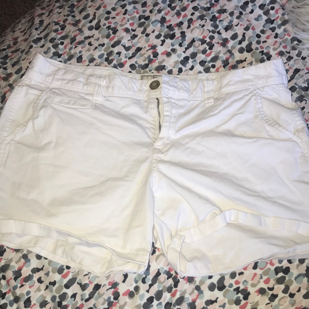 Old Navy White 5 inch Shorts